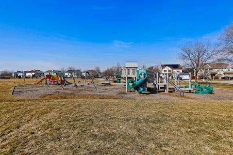 2524 Hatfield Ct, Elgin, IL 60123 photo 26