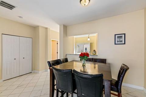 2524 Hatfield Ct, Elgin, IL 60123 photo 6
