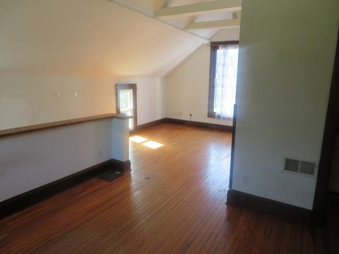 623 E Locust St, Bloomington, IL 61701 photo 17