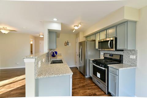 39068 Welsh Ln, Beach Park, IL 60083 photo 4