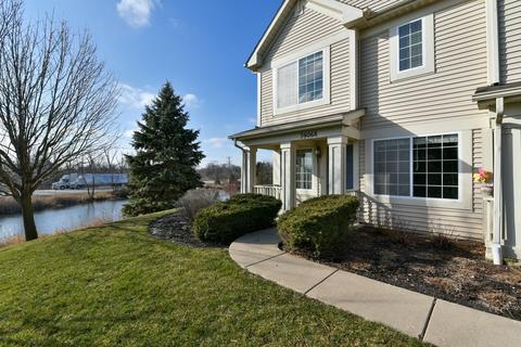 39068 Welsh Ln, Beach Park, IL 60083 photo 1