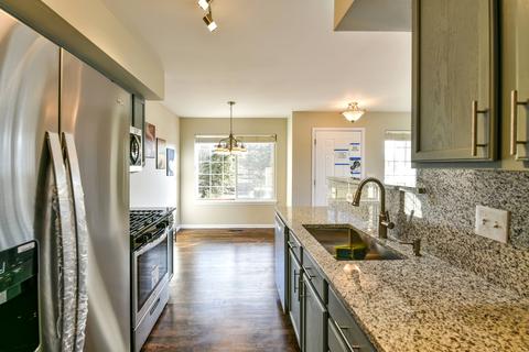 39068 Welsh Ln, Beach Park, IL 60083 photo 6
