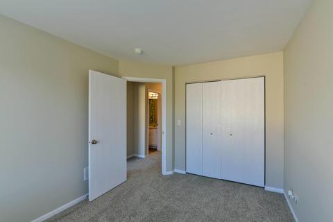 39068 Welsh Ln, Beach Park, IL 60083 photo 24