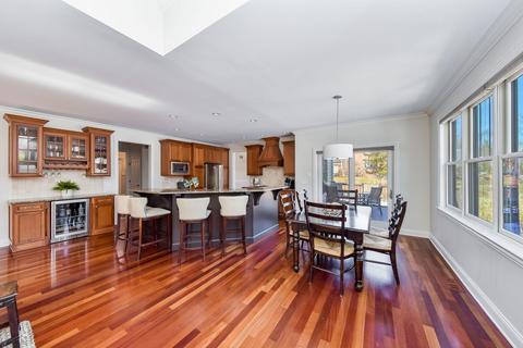 103 Travers Ave, Wheaton, IL 60187 photo 2