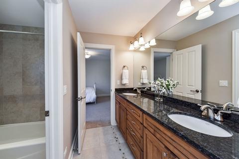 103 Travers Ave, Wheaton, IL 60187 photo 25