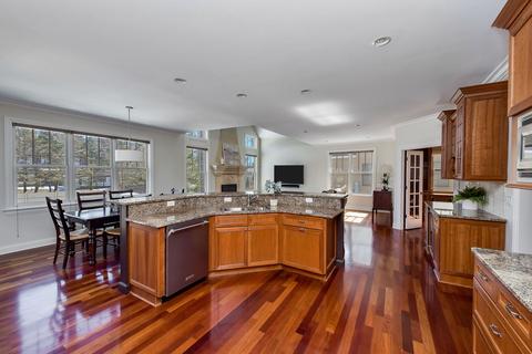 103 Travers Ave, Wheaton, IL 60187 photo 3