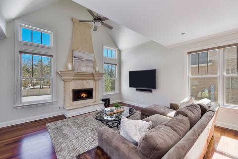 103 Travers Ave, Wheaton, IL 60187 photo 9