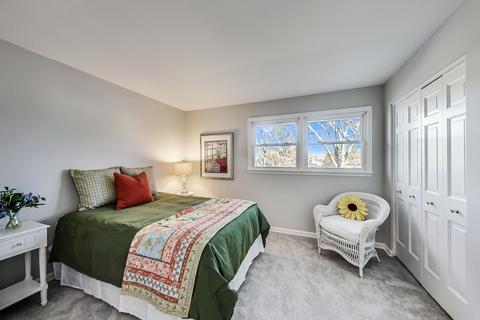 1615 Whittier Ln, Wheaton, IL 60189 photo 22