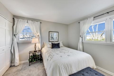 1615 Whittier Ln, Wheaton, IL 60189 photo 21