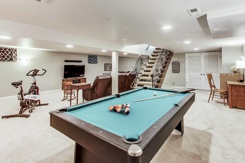 1615 Whittier Ln, Wheaton, IL 60189 photo 25