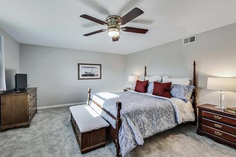 1615 Whittier Ln, Wheaton, IL 60189 photo 19