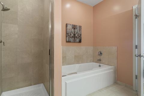 205 E 13th St, Chicago, IL 60605 photo 14