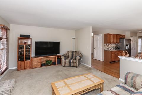 1373 Farmgate Rd, Bartlett, IL 60103 photo 11