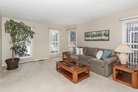 1373 Farmgate Rd, Bartlett, IL 60103 photo 15