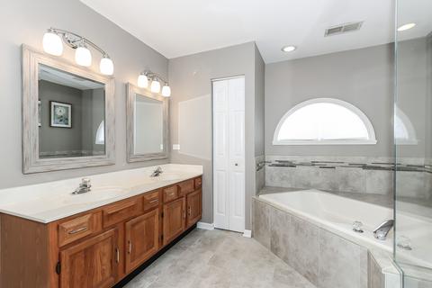 1373 Farmgate Rd, Bartlett, IL 60103 photo 24