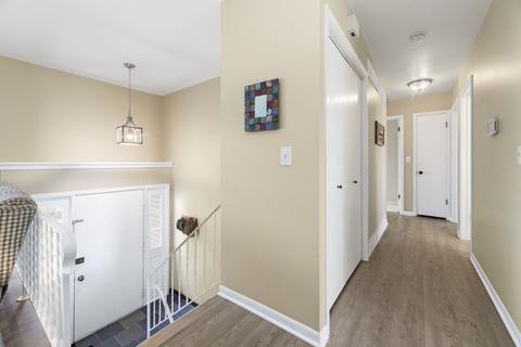 1006 E Lowden Ave, Wheaton, IL 60189 photo 2