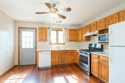 5117 Maplehill Dr, Mchenry, IL 60050 photo 4