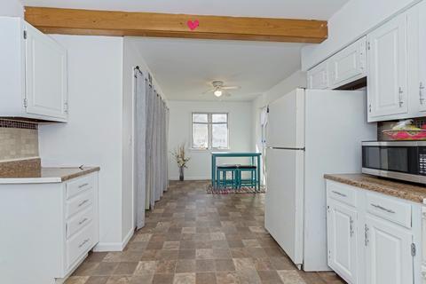 306 N Walnut St, Arrowsmith, IL 61722 photo 7