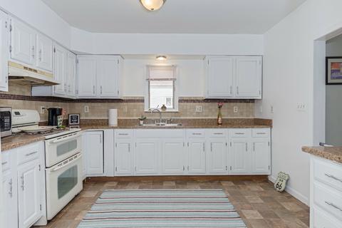 306 N Walnut St, Arrowsmith, IL 61722 photo 4