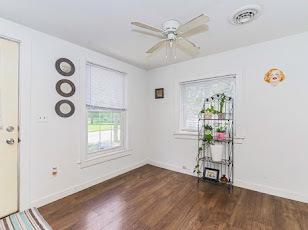 306 N Walnut St, Arrowsmith, IL 61722 photo 10