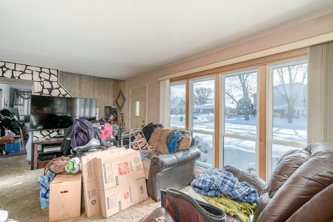 9018 Fairlane Dr, Bridgeview, IL 60455 photo 5