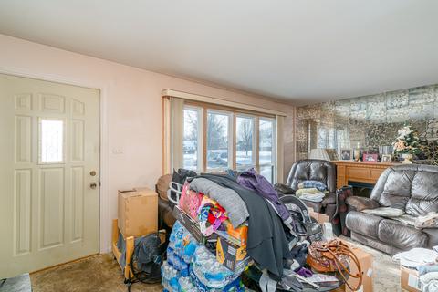 9018 Fairlane Dr, Bridgeview, IL 60455 photo 7