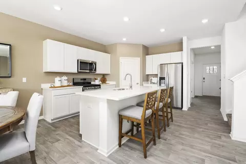 25519 W Ryan Ln, Plainfield, IL 60586 photo 8