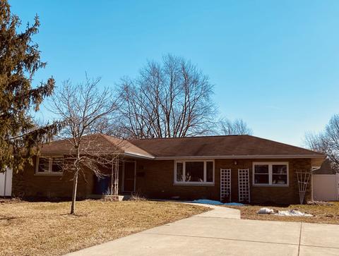 219 E William St, Dwight, IL 60420 photo 1