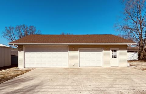 219 E William St, Dwight, IL 60420 photo 24