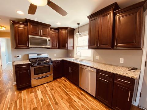 219 E William St, Dwight, IL 60420 photo 6