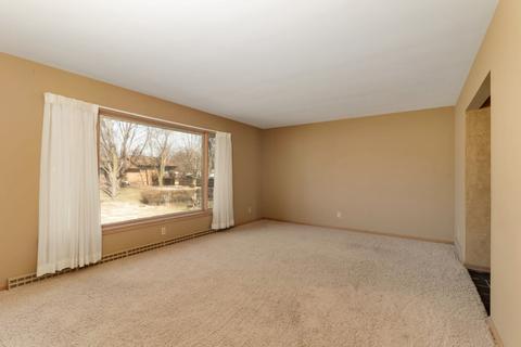 2004 E Lincoln St, Bloomington, IL 61701 photo 14