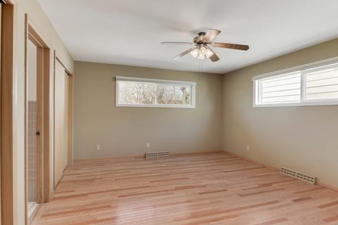 2004 E Lincoln St, Bloomington, IL 61701 photo 4