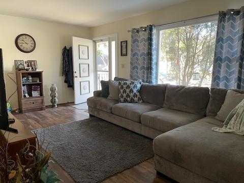 1401 Getzelman Dr, Elgin, IL 60123 photo 3