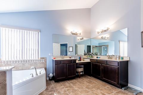 411 Purcell Rd, Volo, IL 60073 photo 8