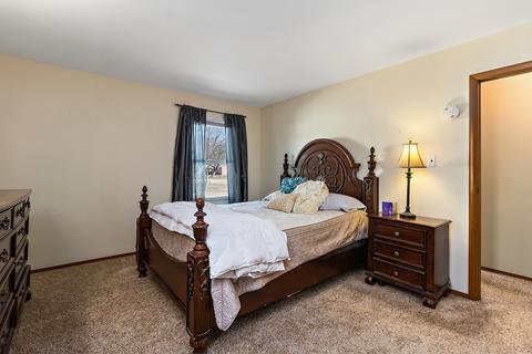 3510 Susan Ln, Steger, IL 60475 photo 9