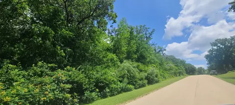 000 E Rogene Dr, Oregon, IL 61061