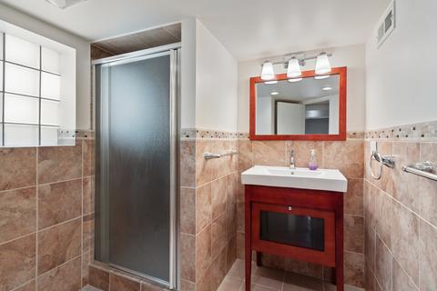 562 S 4th Ave, Des Plaines, IL 60016 photo 16