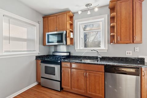 562 S 4th Ave, Des Plaines, IL 60016 photo 7