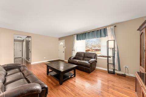 2906 Art Schultz Dr, Plainfield, IL 60586 photo 4