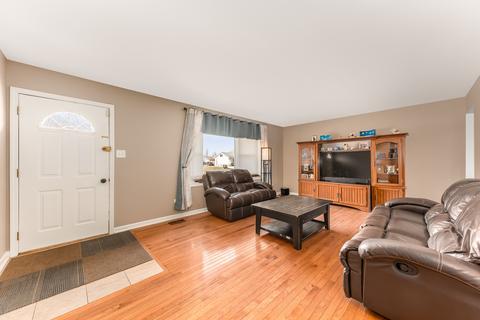 2906 Art Schultz Dr, Plainfield, IL 60586 photo 3