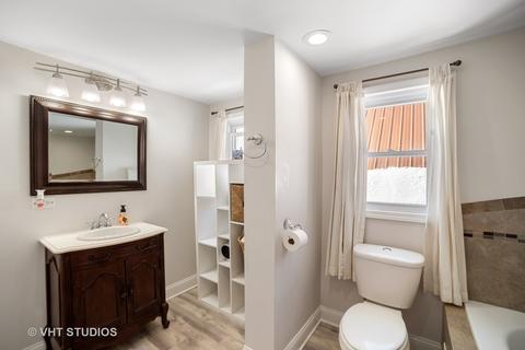 1745 E 86th Pl, Chicago, IL 60617 photo 14