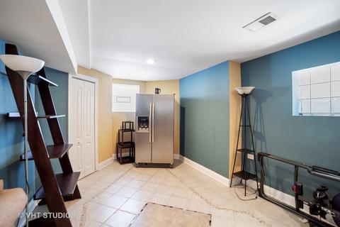 1745 E 86th Pl, Chicago, IL 60617 photo 11