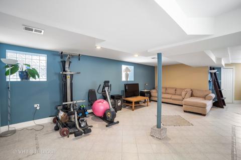1745 E 86th Pl, Chicago, IL 60617 photo 10