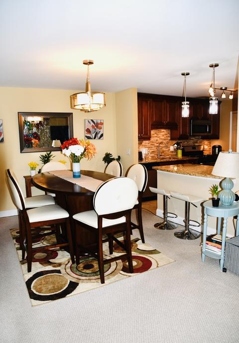 4650 Calvert Dr #B-2, Rolling Meadows, IL 60008 photo 4