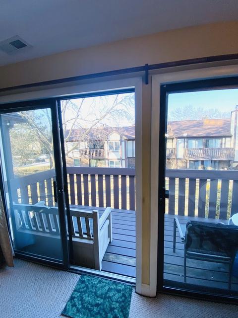 4650 Calvert Dr #B-2, Rolling Meadows, IL 60008 photo 8