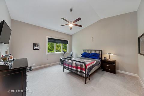 81 Legacy Ln, Wheeling, IL 60090 photo 13