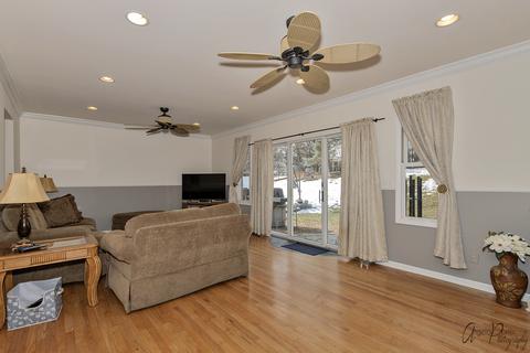 1115 Front Royal Ct, Mchenry, IL 60050 photo 5