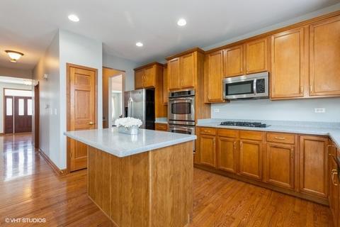 3045 Chalkstone Ave, Elgin, IL 60124 photo 7