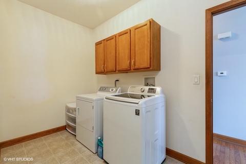 3045 Chalkstone Ave, Elgin, IL 60124 photo 19