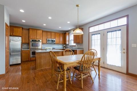 3045 Chalkstone Ave, Elgin, IL 60124 photo 6